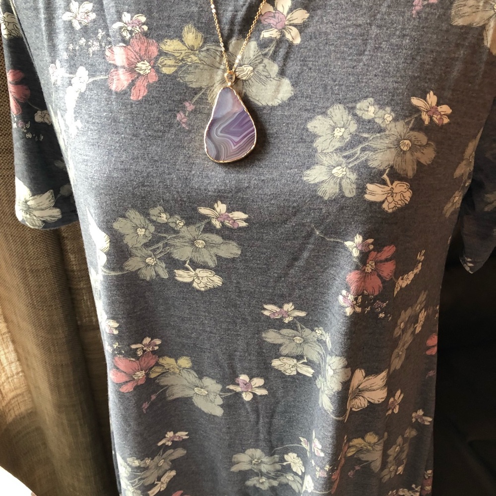 Ladies top all sizes - Picture 6 of 6